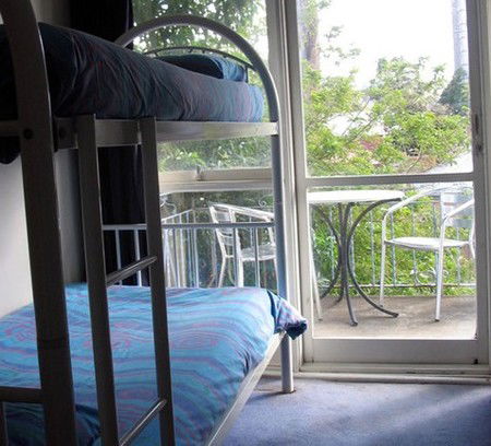 Central Melbourne Accommodation - Brisbane 4u 2