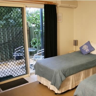 Beach House Bed & Breakfast - Tourism Brisbane 1