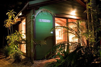 A Beach House At Byron - Brisbane 4u 4