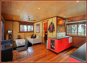 Absolute Beachfront Bamboo Hideaway - Brisbane 4u 0