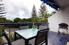A Bay Breeze - Brisbane 4u 1