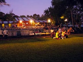 Deckchair Cinema - Tourism Brisbane 3