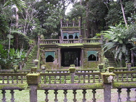 Paronella Park - Brisbane Tourism 0