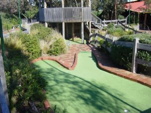 Spring Park Golf - Tourism Brisbane 1