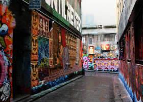 Melbourne By Foot - Tourism Brisbane 4