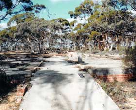 Merredin Army Hospital Site - Brisbane 4u 0