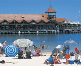 Sorrento Beach - Tourism Brisbane 0