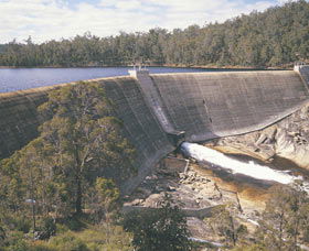 Wellington Dam Experience - Brisbane Tourism 0