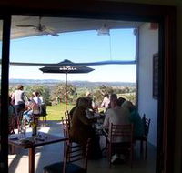 Tenafeate Creek Wines - Brisbane Tourism