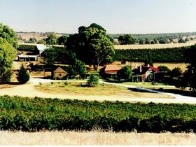 Irvine Wines - Brisbane Tourism 0
