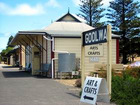 Goolwa Community Arts And Crafts Shop - Tourism Brisbane 0