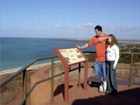 Hummock Hill Lookout - Tourism Brisbane 0