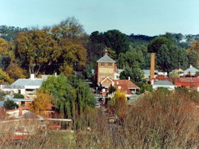 Oakbank Heritage Walk - Tourism Brisbane 0