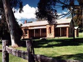 Willunga Courthouse And Slate Museums - Tourism Brisbane 0