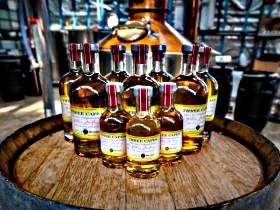 William McHenry And Sons Distillery - Brisbane 4u 0