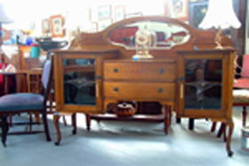 Ring Road Antique Centre - Tourism Brisbane 0