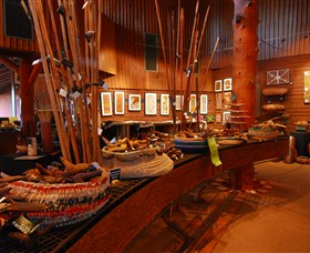 Maruku Retail Gallery - Brisbane Tourism 0