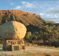 John Flynn's Grave Historic Reserve - Tourism Brisbane