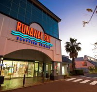 Runaway Bay Shopping Village