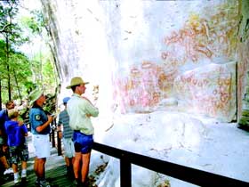 Simmie QLD Tourism Brisbane
