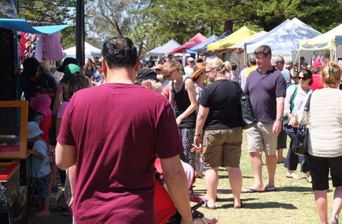 Coolangatta Beachfront Markets - Brisbane Tourism 1