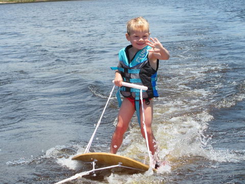 Oz Ski Resort - Brisbane Tourism 1