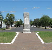 War Memorial and Heroes Avenue - Tourism Brisbane