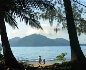 Family Islands National Park - Tourism Brisbane 0
