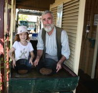 The Miner's Cottage - Tourism Brisbane