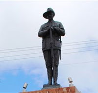 Charters Towers Memorial Cenotaph - Tourism Brisbane