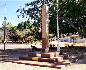 Mount Isa Memorial Cenotaph - Tourism Brisbane 0