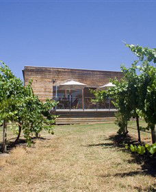 Dixons Creek VIC Brisbane 4u