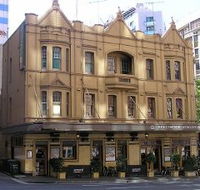 Crown Hotel - Brisbane Tourism