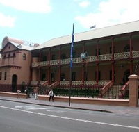 Parliament House - Tourism Brisbane