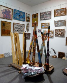 Laddie Timbery Aboriginal Art And Crafts - Brisbane 4u 0