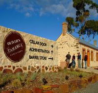 Oliver's Taranga Vineyard - Tourism Brisbane