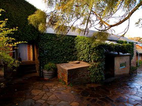 Henschke Cellars - Brisbane Tourism 2