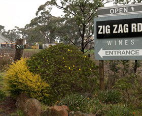 Zig Zag Rd Winery - Brisbane Tourism 3