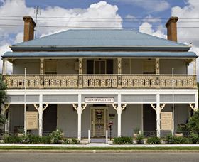 Glenara Gallery - Brisbane Tourism 0