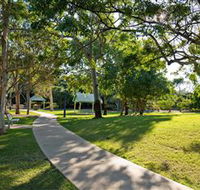 Millennium Esplanade and Tannum Sands Beach - Tourism Brisbane