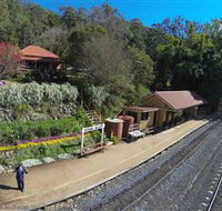 Spring Bluff Railway Station - Tourism Brisbane