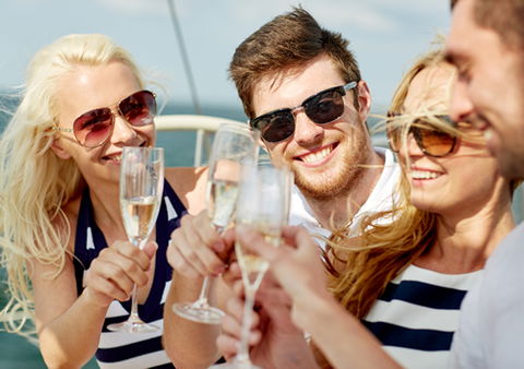 Vagabond Cruises - Brisbane 4u 4