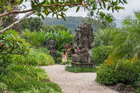 Crystal Castle & Shambhala Gardens - Brisbane Tourism 4