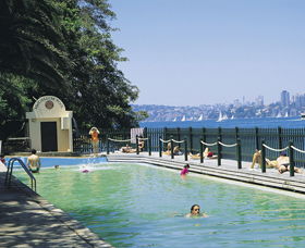 Maccallum Pool - Tourism Brisbane 0