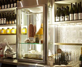 East Coast Lounge - Tourism Brisbane 0