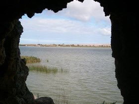 Point Malcolm Lighthouse - Brisbane 4u 1