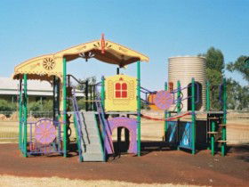 Charleville - Graham Andrews Parklands - Tourism Brisbane 4