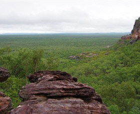 Barrk Sandstone Walk - Tourism Brisbane 0