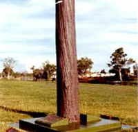 The Flood Memorial or The Stump - Tourism Brisbane