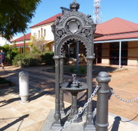 Witcombe Fountain - Brisbane Tourism